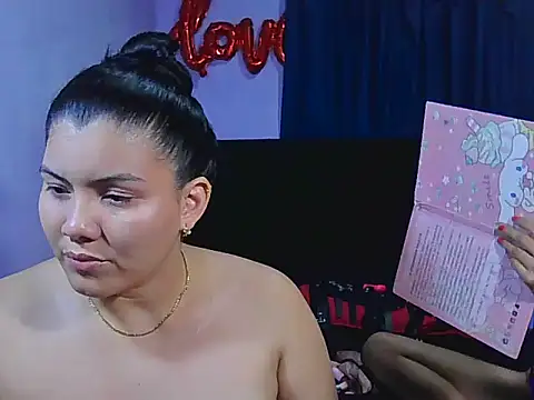 Helena-Paola online show from April 2026 01:12:02 AM