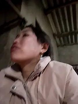 Snapshot of lia-coy chatting on February 2026 10:42:01 AM lia-coy online show from February 2026 10:42:01 AM