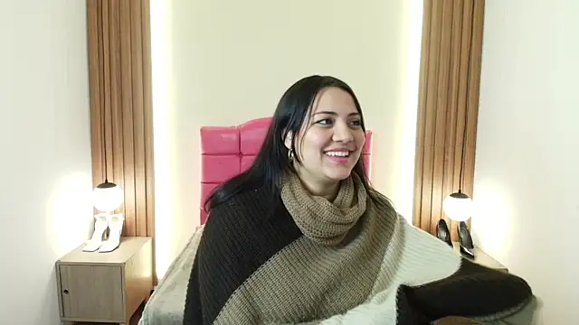 IvonneRoss  online show from February 2026 12:06:02 PM