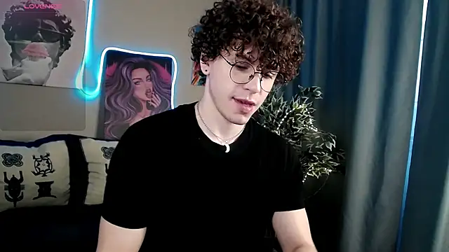 TylerGibson online show from April 2026 04:28:02 AM