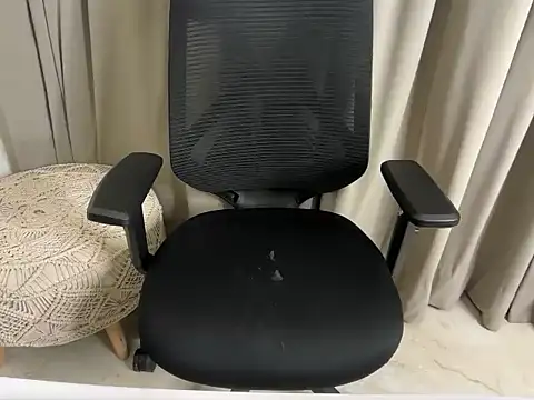 scissors99 online show from April 2026 08:33:01 PM