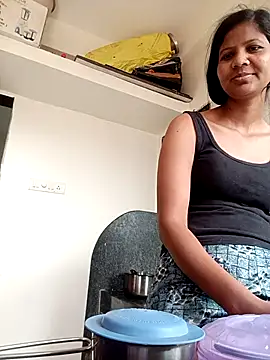 Prajakta123 online show from February 2026 05:15:01 AM