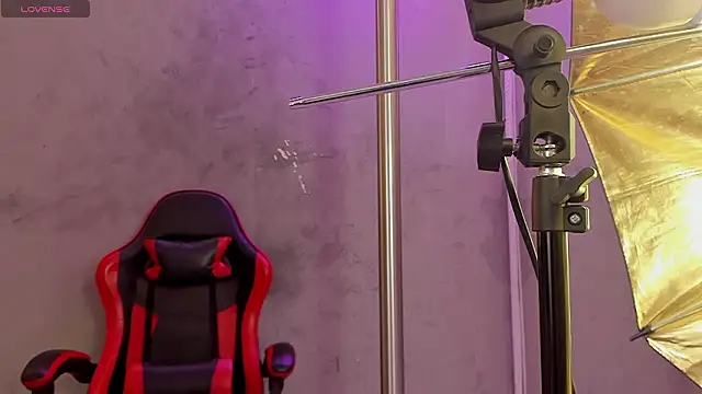 isabella nowa online show from March 2026 11:48:02 AM