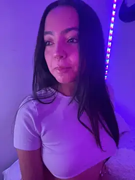 laraa rous online show from February 2026 01:22:02 AM