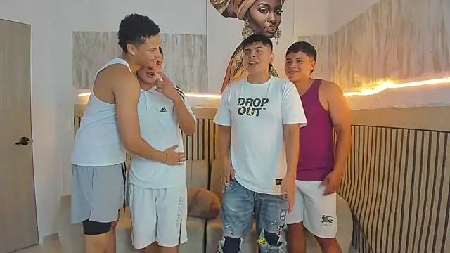 Snapshot of friendslikeplay chatting on February 2026 09:24:01 PM friendslikeplay online show from February 2026 09:24:01 PM