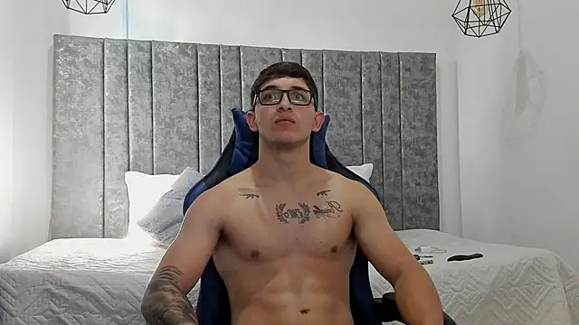 Calvin Hunter online show from February 2026 02:45:01 PM