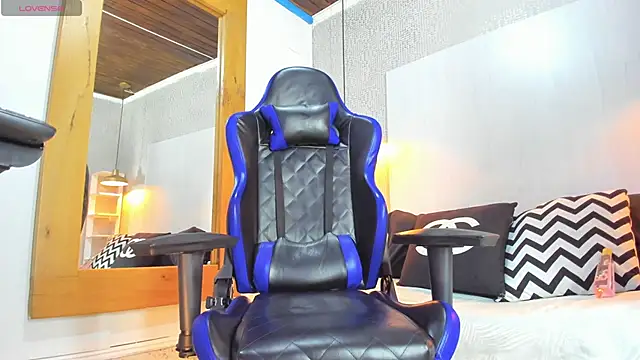 Snapshot of Dusan_Grey77 chatting on February 2026 03:59:01 AM Dusan Grey77 online show from February 2026 03:59:01 AM