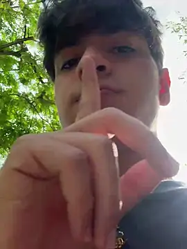 Naim TheKing online show from February 2026 02:06:01 PM