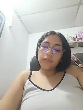 Snapshot of cristal_adams11 chatting on July 2026 04:29:01 AM cristal adams11 online show from July 2026 04:29:01 AM