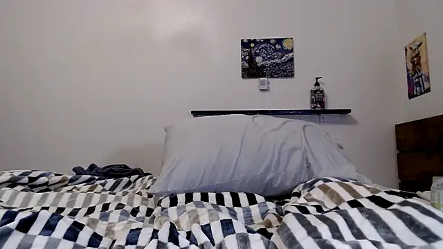 nickytatz online show from February 2026 08:05:02 PM