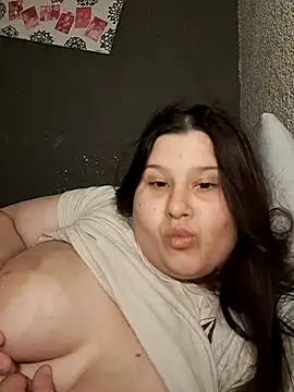 Snapshot of TUWACHA7777 chatting on February 2026 03:24:02 AM TUWACHA7777 online show from February 2026 03:24:02 AM