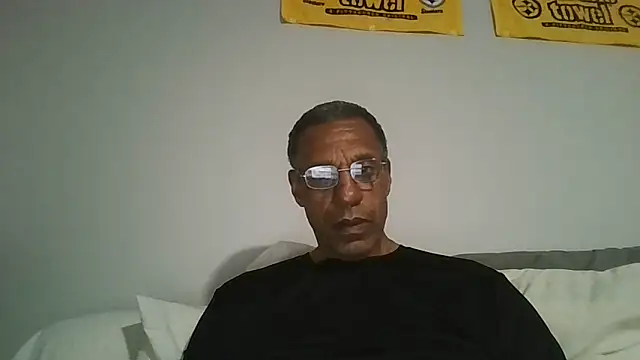 swimmer2496 online show from June 2026 02:03:01 AM