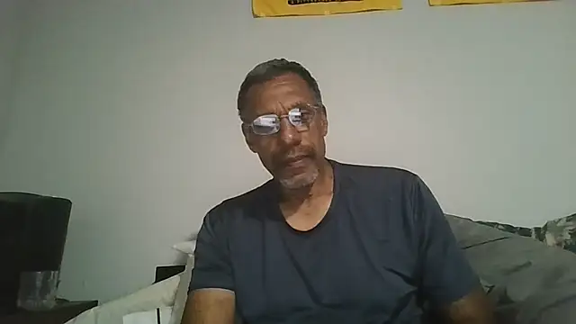 swimmer2496 online show from July 2026 02:38:01 AM