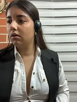 A-uroora online show from February 2026 07:54:02 AM