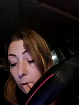 dewimp1 online show from March 2026 08:01:01 PM