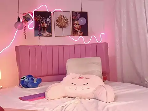 Snapshot of Hera_eden chatting on March 2026 05:58:02 AM Hera eden online show from March 2026 05:58:02 AM