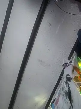 michell veryhot online show from February 2026 01:11:02 PM