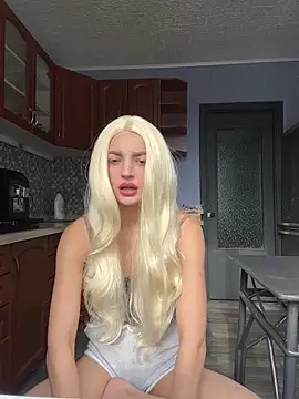 Snapshot of SashaPri chatting on February 2026 10:36:01 AM SashaPri online show from February 2026 10:36:01 AM