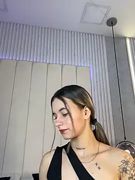 Snapshot of JuliaColemann chatting on March 2026 12:11:01 PM JuliaColemann online show from March 2026 12:11:01 PM