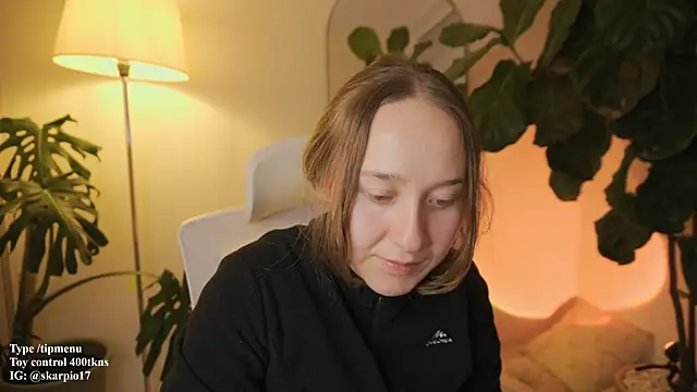 Snapshot of Scarlett_NoirMuse chatting on February 2026 02:05:02 AM Scarlett NoirMuse online show from February 2026 02:05:02 AM