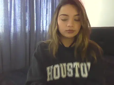 Snapshot of Itsgabyx chatting on February 2026 06:03:01 PM Itsgabyx online show from February 2026 06:03:01 PM