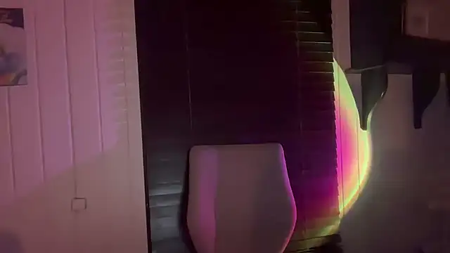 xopeachybaby online show from April 2026 09:45:01 AM