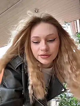 DayaFoxy online show from March 2026 01:17:01 PM