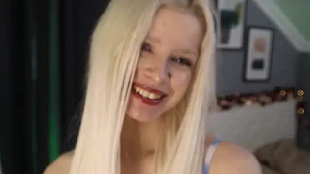 Snapshot of Naomi_Demio chatting on May 2026 03:10:01 PM Naomi Demio online show from May 2026 03:10:01 PM