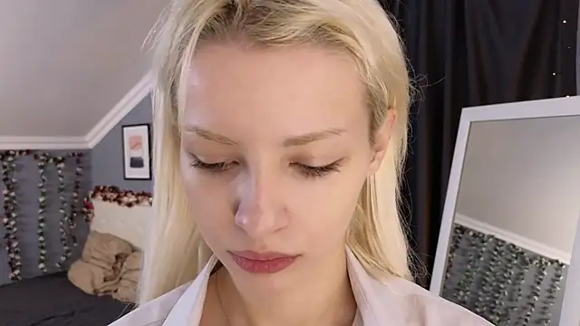 Snapshot of Naomi_Demio chatting on July 2026 11:46:02 AM Naomi Demio online show from July 2026 11:46:02 AM