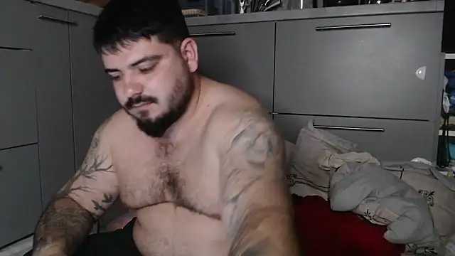 Snapshot of HiddendesireXO01 chatting on March 2026 09:06:01 PM HiddendesireXO01 online show from March 2026 09:06:01 PM