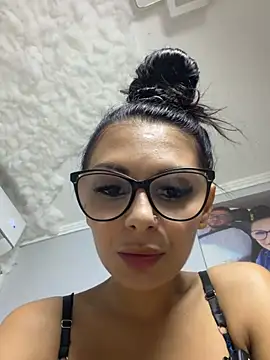 HiddendesireXO01 online show from July 2026 07:27:02 PM