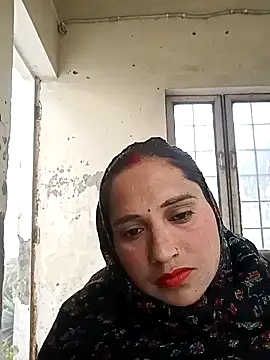 Snapshot of Cute-karisma1234 chatting on February 2026 02:38:02 AM Cute-karisma1234 online show from February 2026 02:38:02 AM