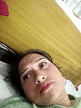 Snapshot of Cute-karisma1234 chatting on February 2026 05:10:02 PM Cute-karisma1234 online show from February 2026 05:10:02 PM