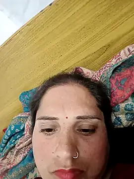 Snapshot of Cute-karisma1234 chatting on February 2026 02:26:01 PM Cute-karisma1234 online show from February 2026 02:26:01 PM