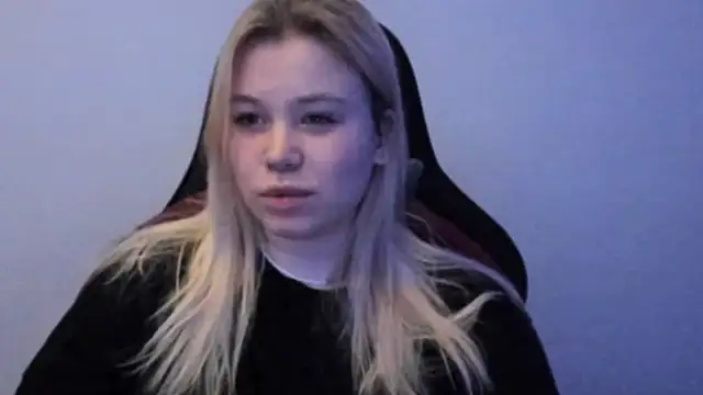 Lulu Di online show from February 2026 12:09:02 AM