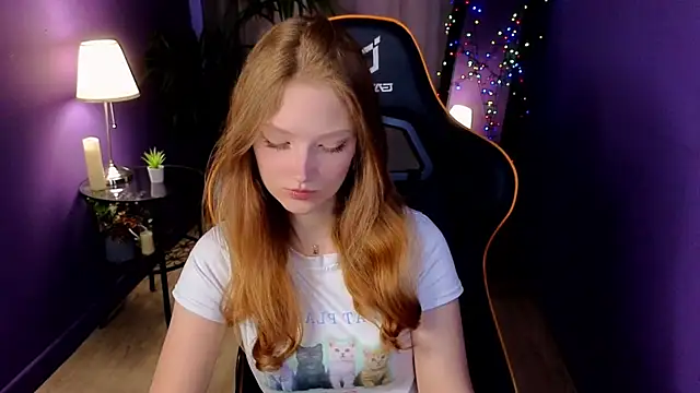 Snapshot of Your_lilith_ chatting on July 2026 06:00:02 AM Your lilith online show from July 2026 06:00:02 AM