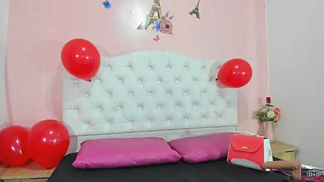 Snapshot of elianacollins23 chatting on February 2026 03:58:01 AM elianacollins23 online show from February 2026 03:58:01 AM