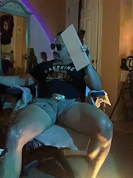 daddydonkey84 online show from April 2026 06:31:02 AM