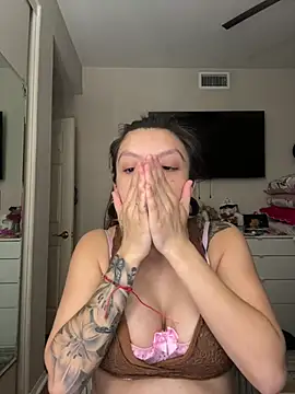 Mandygonewild online show from April 2026 06:43:02 PM