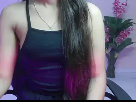 Snapshot of Saanvi_01 chatting on February 2026 08:13:01 AM Saanvi 01 online show from February 2026 08:13:01 AM