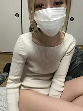 Snapshot of yui__yuichan chatting on February 2026 01:51:01 PM yui yuichan online show from February 2026 01:51:01 PM