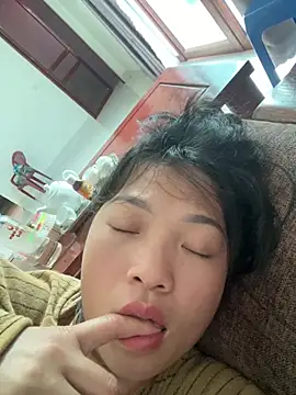 Snapshot of Lyn-be99 chatting on February 2026 07:51:01 AM Lyn-be99 online show from February 2026 07:51:01 AM