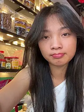 Lyn-be99 online show from March 2026 09:37:02 AM