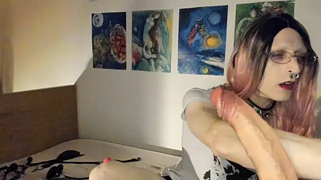 Miaxma online show from March 2026 10:42:01 PM