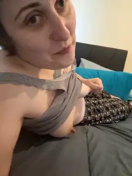 Tiara XOX online show from February 2026 11:20:02 AM