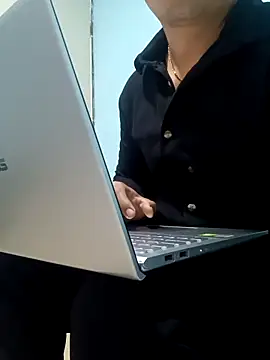 Ryzca online show from March 2026 10:36:01 PM