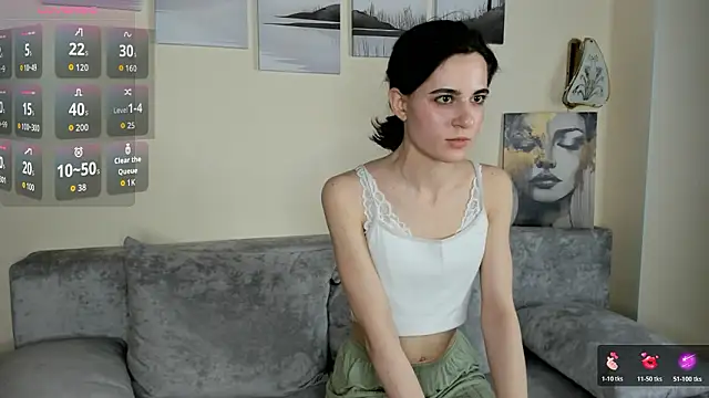 Snapshot of NightSignal chatting on February 2026 01:31:02 PM NightSignal online show from February 2026 01:31:02 PM