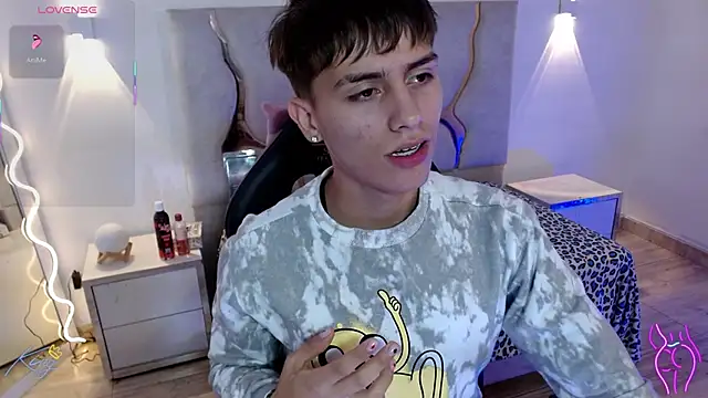 EVAN TAY online show from February 2026 03:11:01 AM