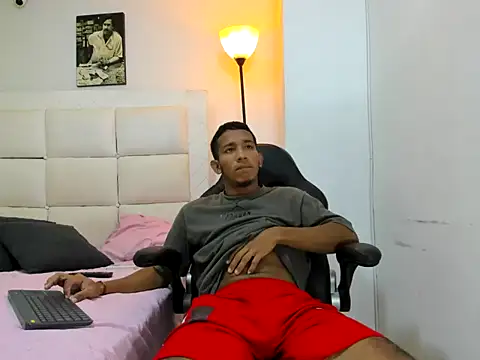 ricky spensar23cm  online show from February 2026 02:08:02 AM