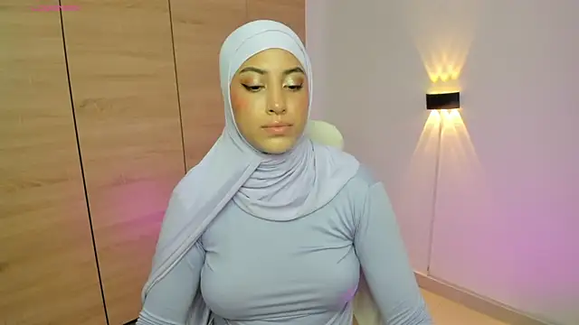 LAY LA  online show from March 2026 09:41:02 PM